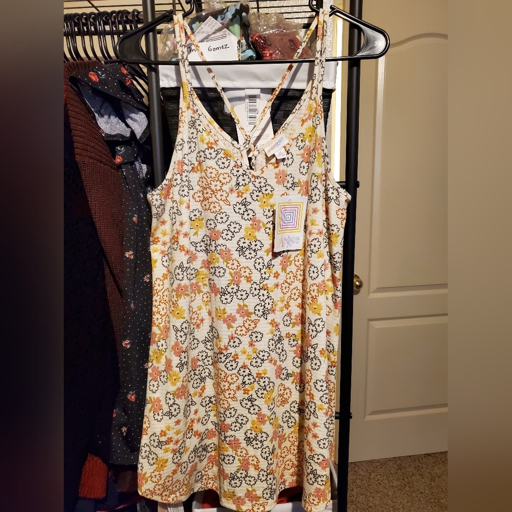 Lularoe Daniella